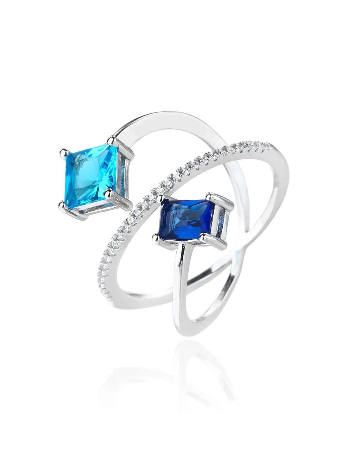 Anillo de diseño de plata con circonitas azul real y azul claro